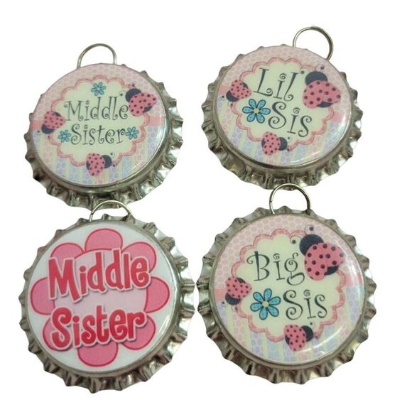 Sister bottle cap charms - Picture 1 of 1
